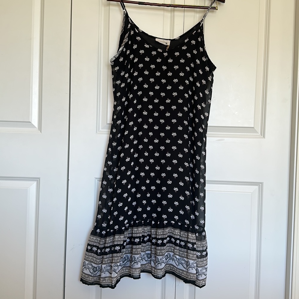 Saints & Hearts boho sleeveless dress size L Rose polka dot pattern. NWT